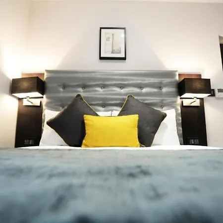 The 29 London Hotel